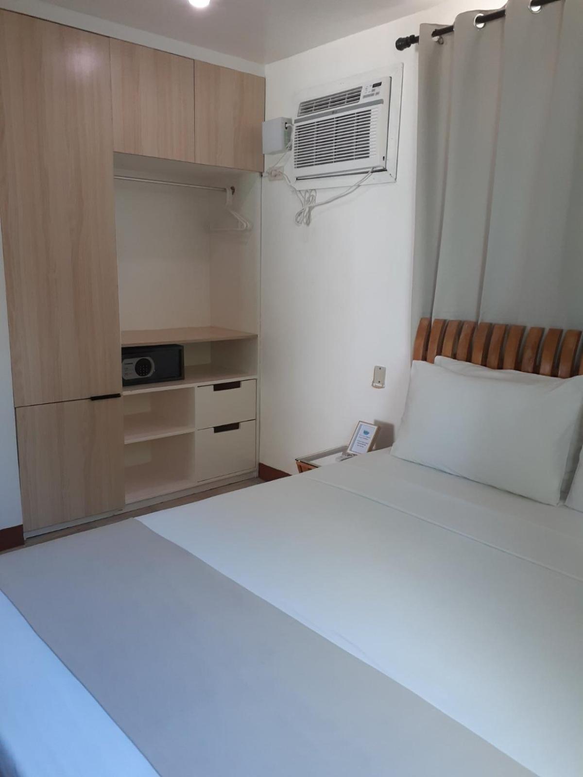 Bluewaves Beach House Balabag  Экстерьер фото