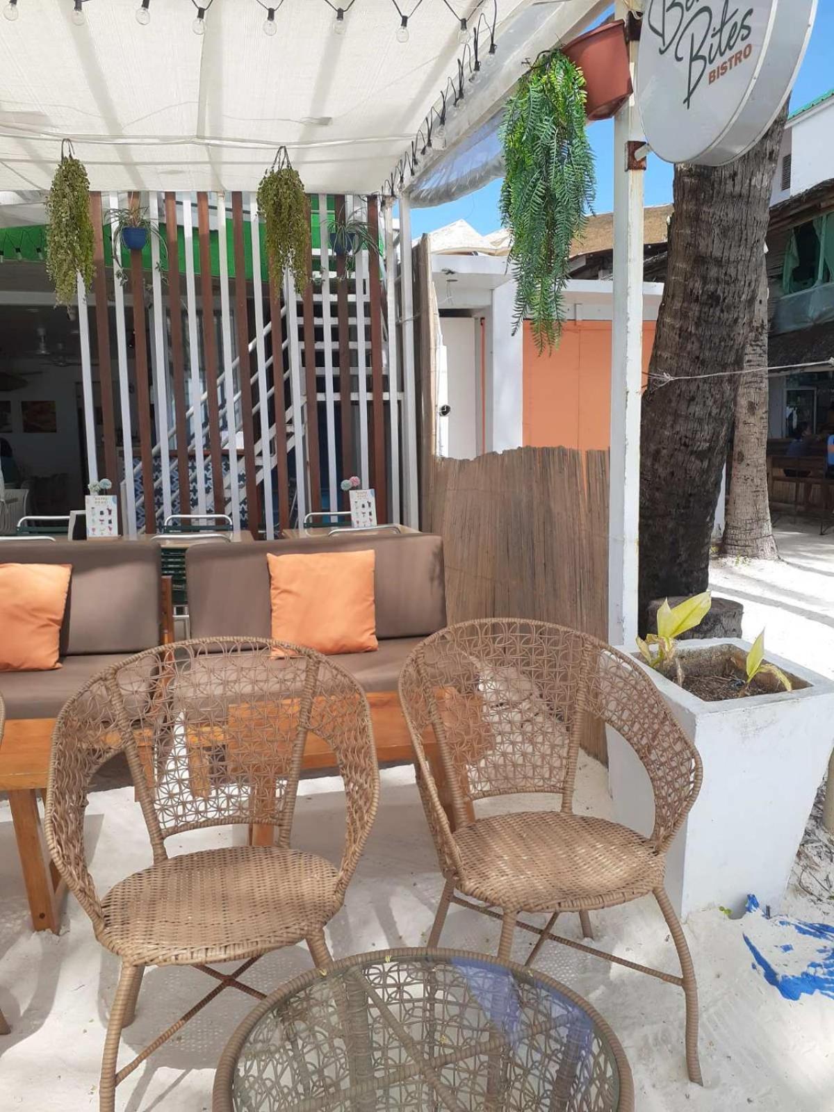 Bluewaves Beach House Balabag  Экстерьер фото