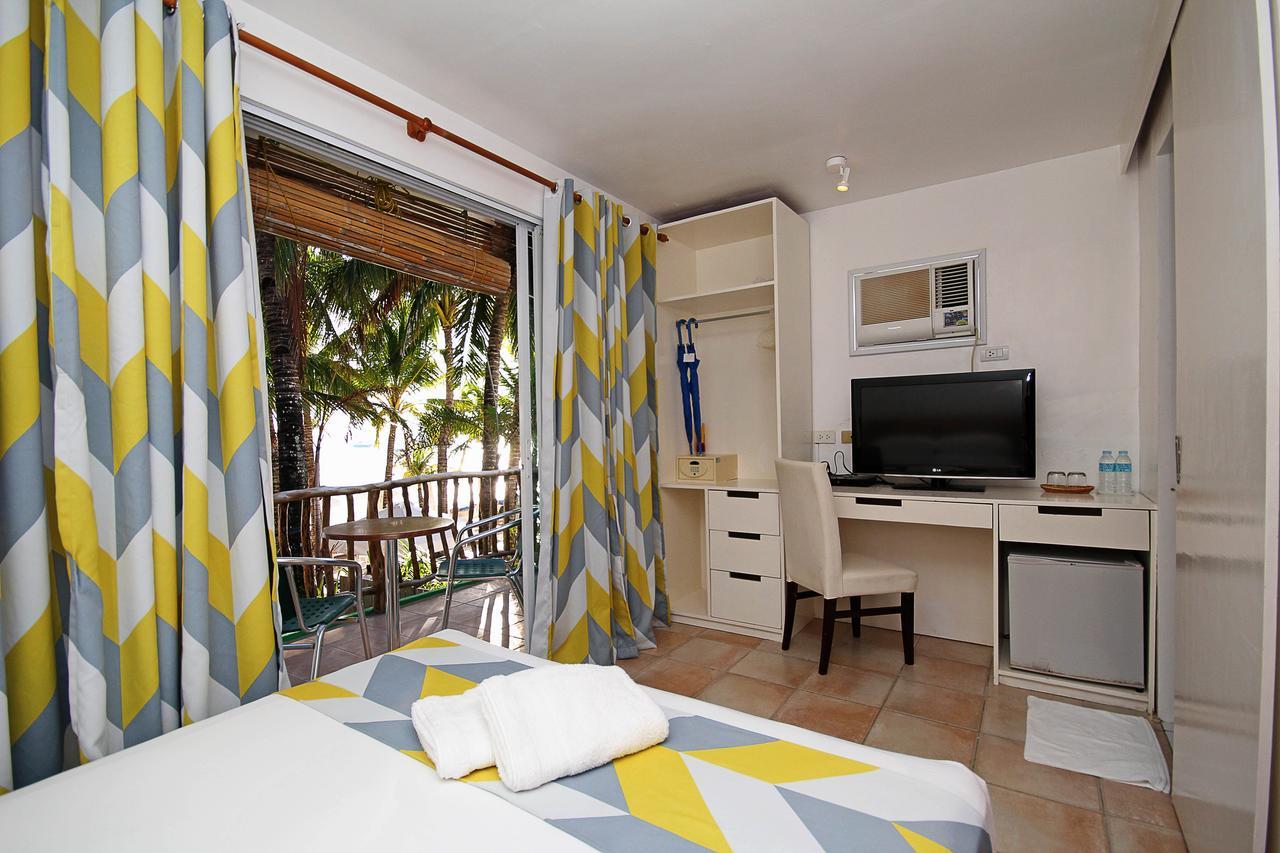 Bluewaves Beach House Balabag  Экстерьер фото